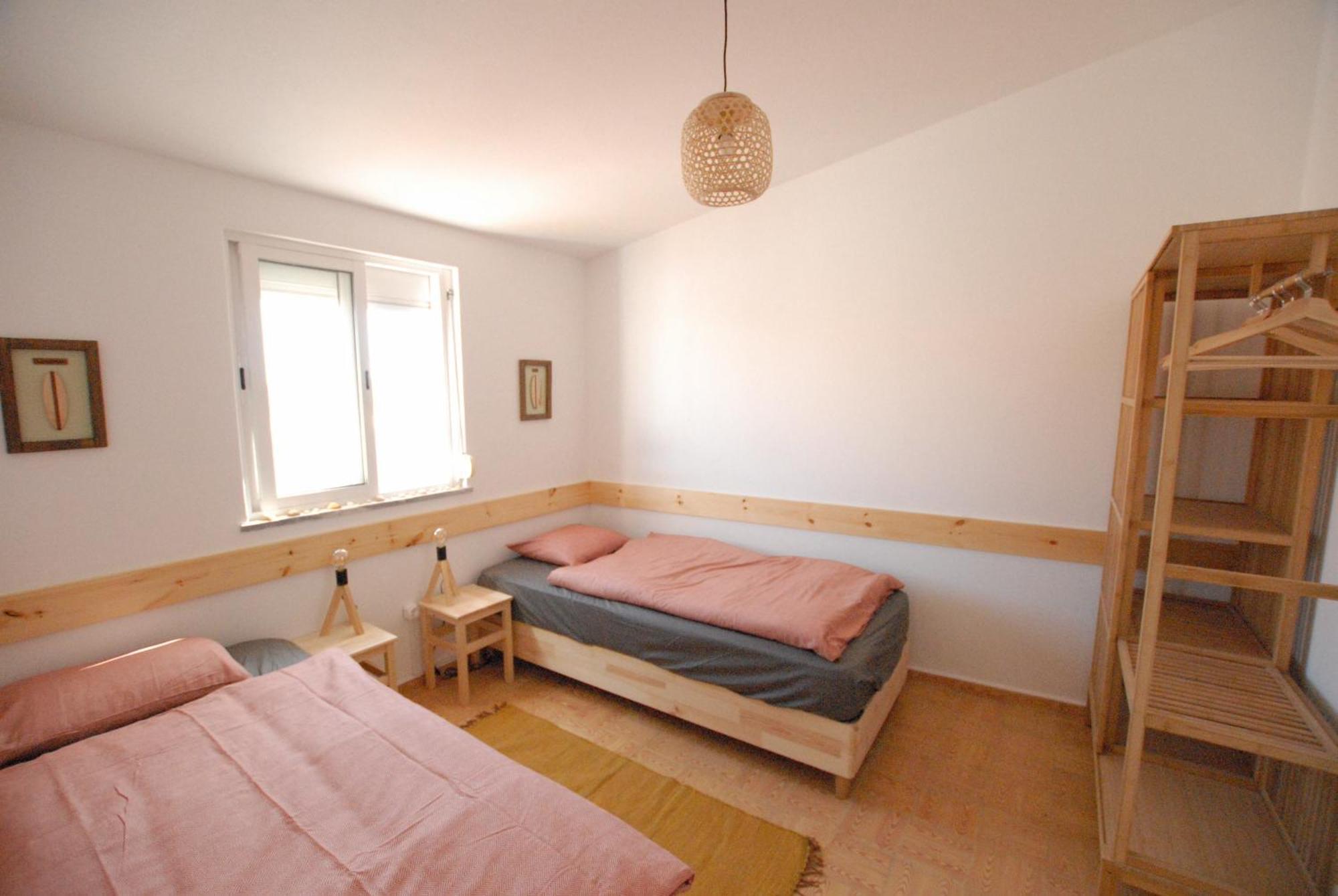 Little Hikers Hostel Raposeira  Luaran gambar
